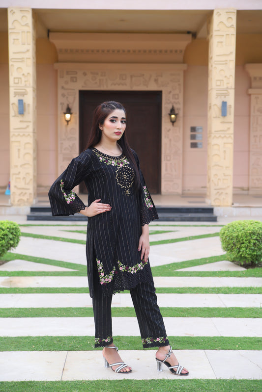 Black - Embroidered Cotton 2PC